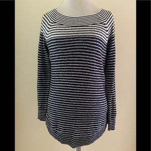 Pretty Loft Navy/White Sweater